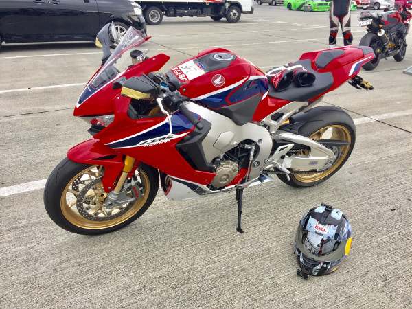 たかさんが投稿した愛車情報(CBR1000RR FireBlade｜CBR1000RRファイヤーブレード)