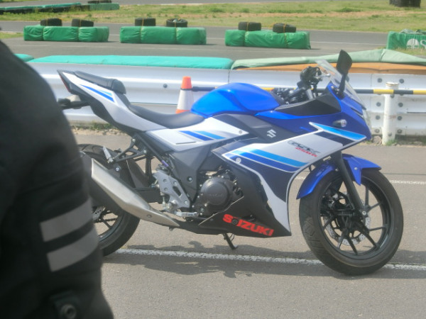 ぱんちさとうさんが投稿した愛車情報(GSX250R)