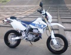 弱虫バイクさんが投稿した愛車情報(DR-Z400SM)