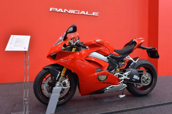 バイクブロス編集部さんが投稿した愛車情報(Panigale V4)
